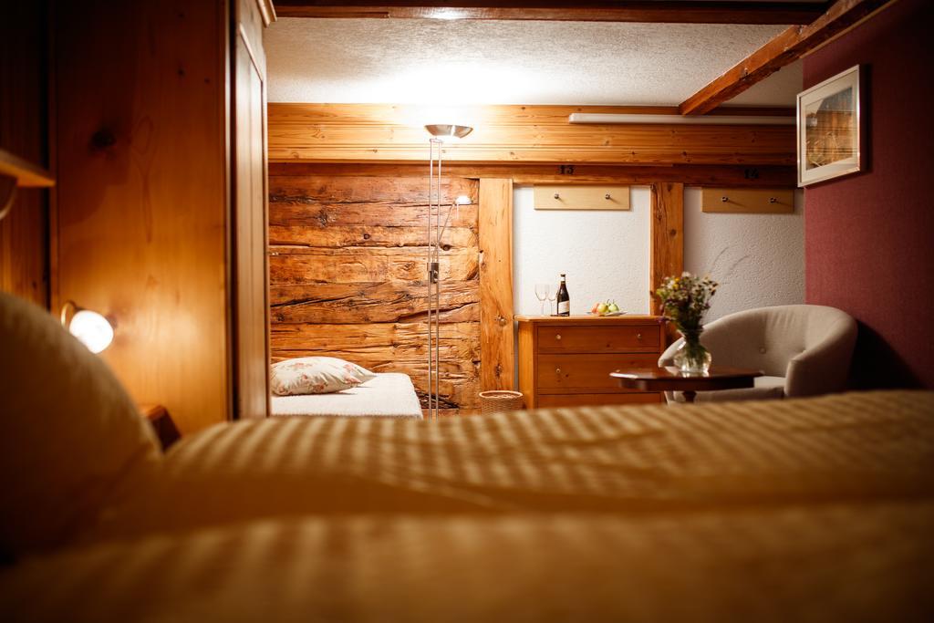 Hotel Nufenen ウルリヘン エクステリア 写真